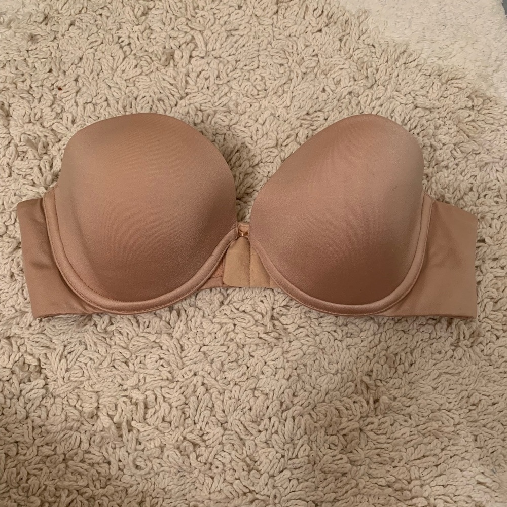 Victoria’s Secret strapless 32B
